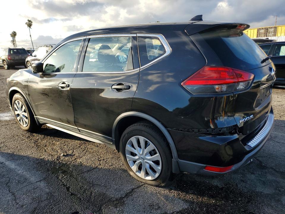 Photo 2 from auction – 2017 NISSAN ROGUE with VIN JN8AT2MT4HW403858
