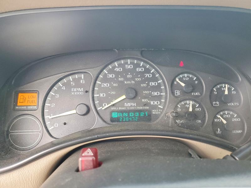 Photo 9 from auction – 2002 CHEVROLET SILVERADO with VIN 2GCEC19V721353019