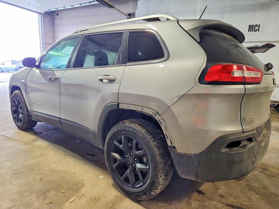 Photo 2 from auction – 2014 JEEP CHEROKEE with VIN 1C4PJMCB1EW106607