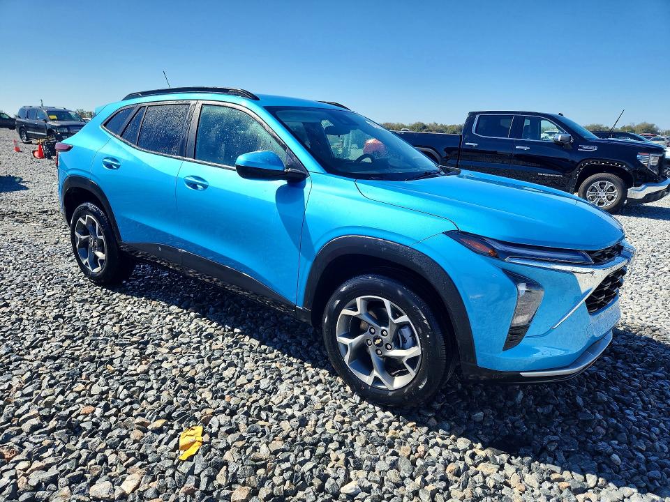 Photo 4 from auction – 2025 CHEVROLET TRAX 1LT with VIN KL77LHEP3SC217616