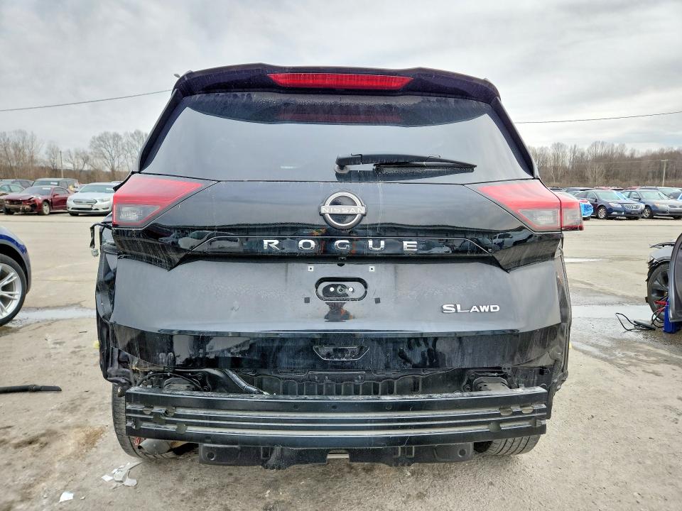 Photo 6 from auction – 2023 NISSAN ROGUE with VIN 5N1BT3CB8PC779716
