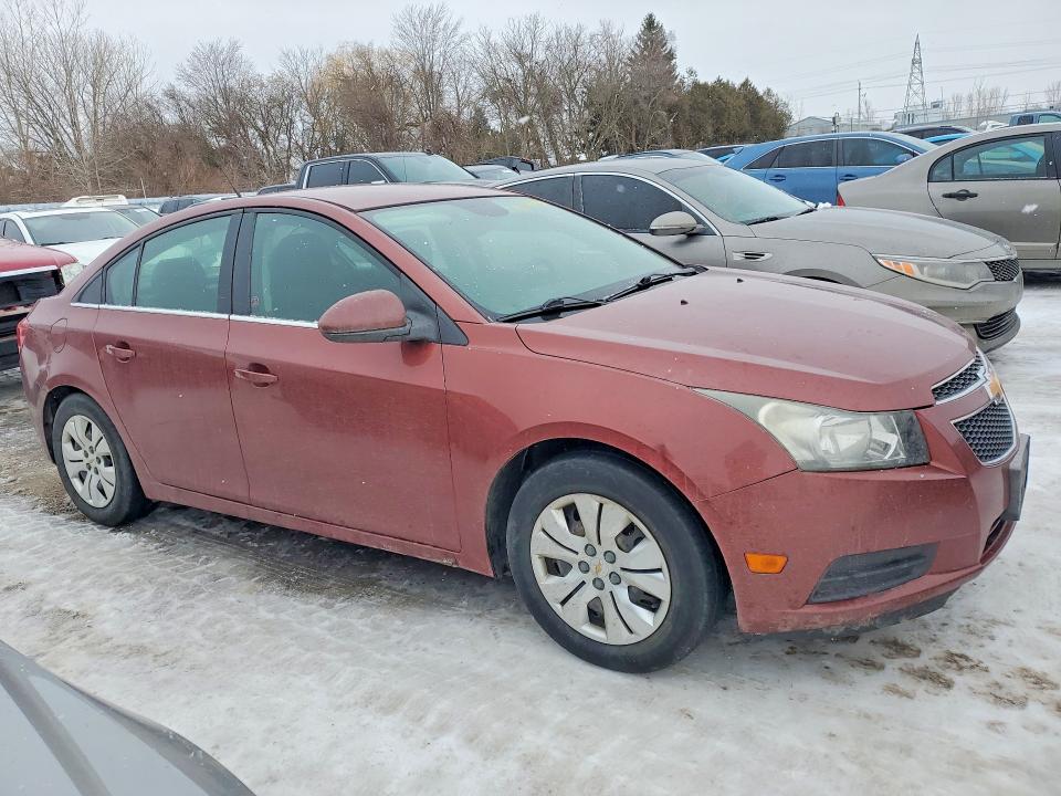 Photo 4 from auction – 2013 CHEVROLET CRUZE LT with VIN 1G1PC5SB1D7143790