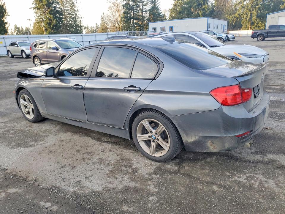 Photo 2 from auction – 2015 BMW 328 with VIN WBA3C1C53FK121469