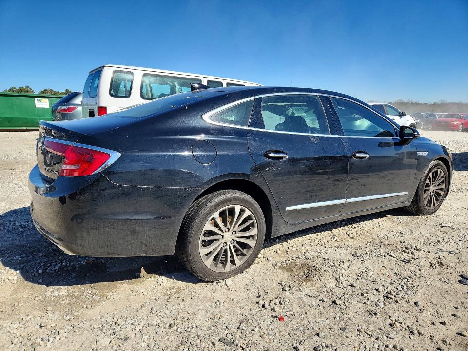 Photo 3 from auction – 2017 BUICK LACROSSE with VIN 1G4ZP5SS3HU204354