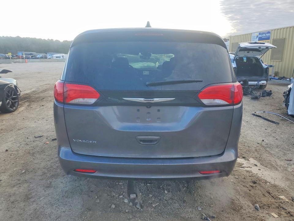 Photo 6 from auction – 2023 CHRYSLER VOYAGER with VIN 2C4RC1CG1PR607294