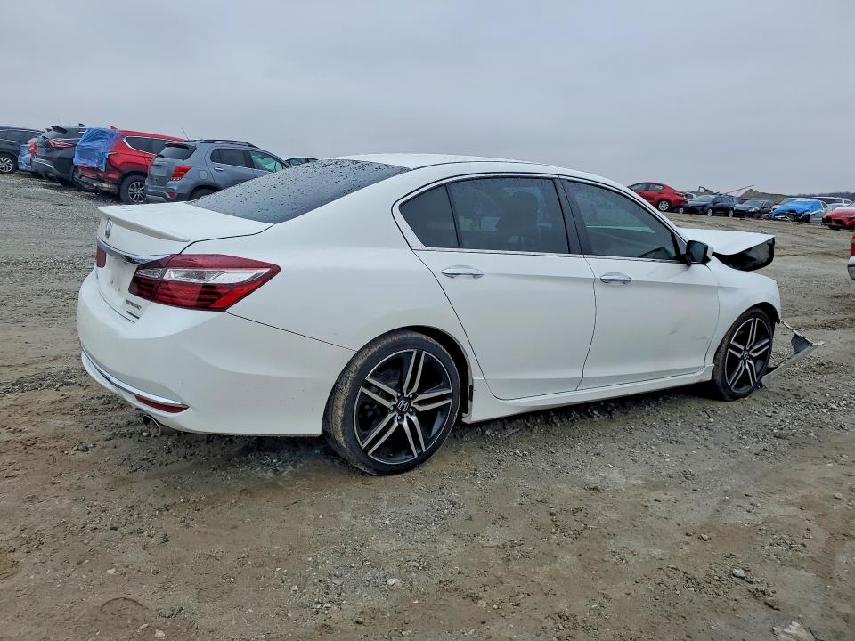 Photo 3 from auction – 2017 HONDA ACCORD with VIN 1HGCR2F10HA290939