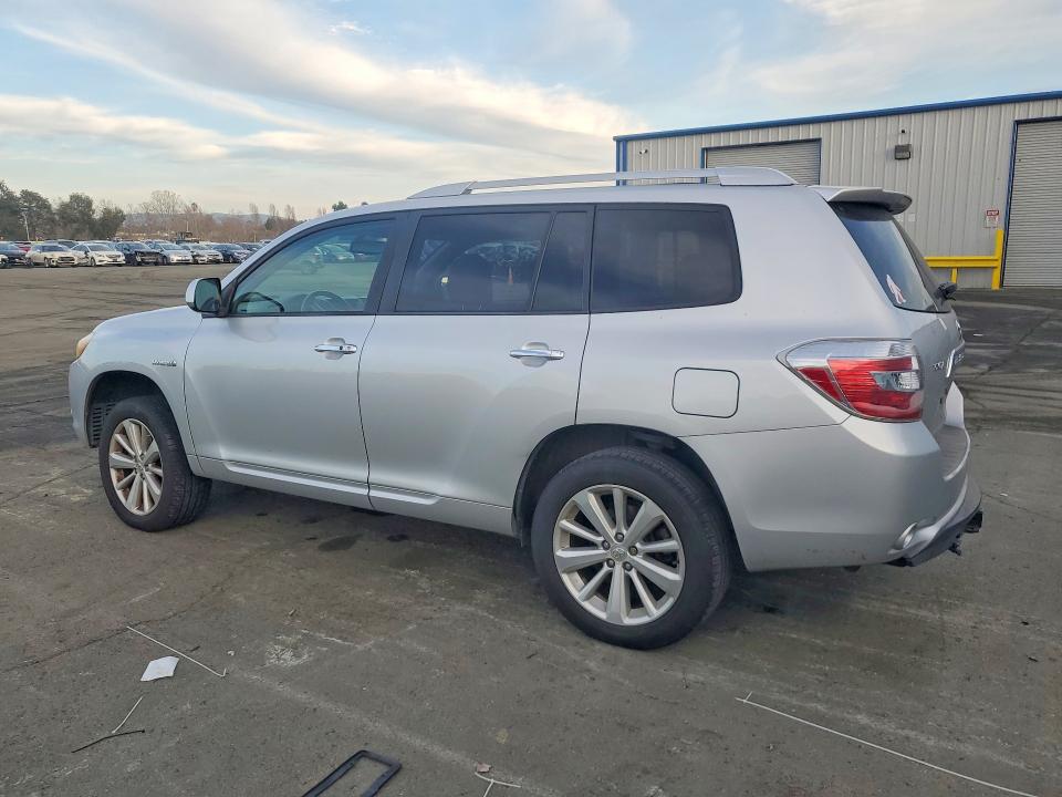 Photo 2 from auction – 2008 TOYOTA HIGHLANDER with VIN JTEEW44A882016912