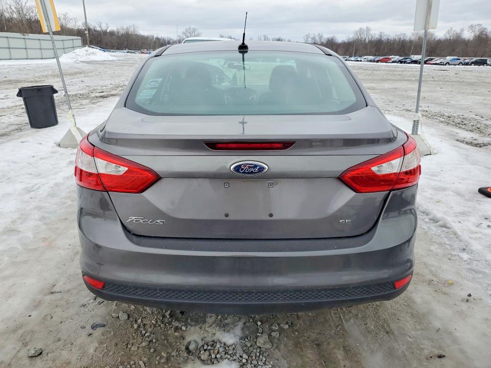 Photo 6 from auction – 2014 FORD FOCUS with VIN 1FADP3F23EL279236