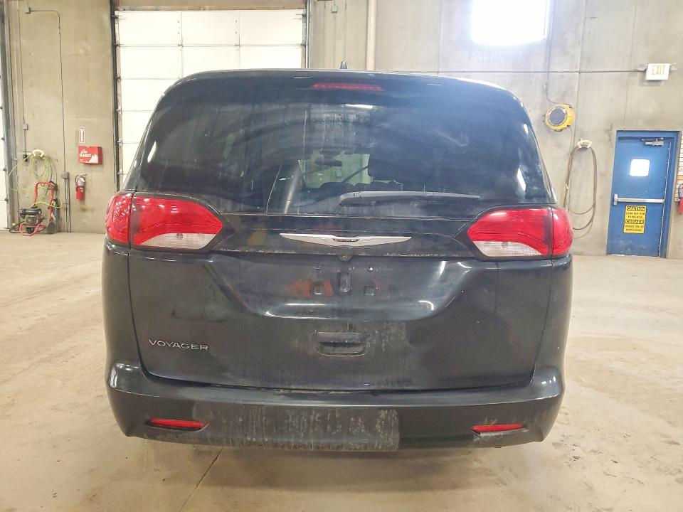 Photo 6 from auction – 2022 CHRYSLER VOYAGER LX with VIN 2C4RC1CG2NR205362