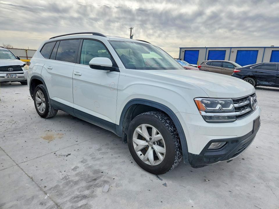 Photo 4 from auction – 2020 VOLKSWAGEN ATLAS with VIN 1V2DP2CA7LC500378
