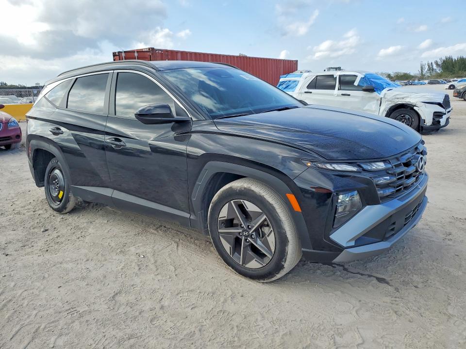 Photo 4 from auction – 2025 HYUNDAI TUCSON with VIN 5NMJB3DEXSH597344