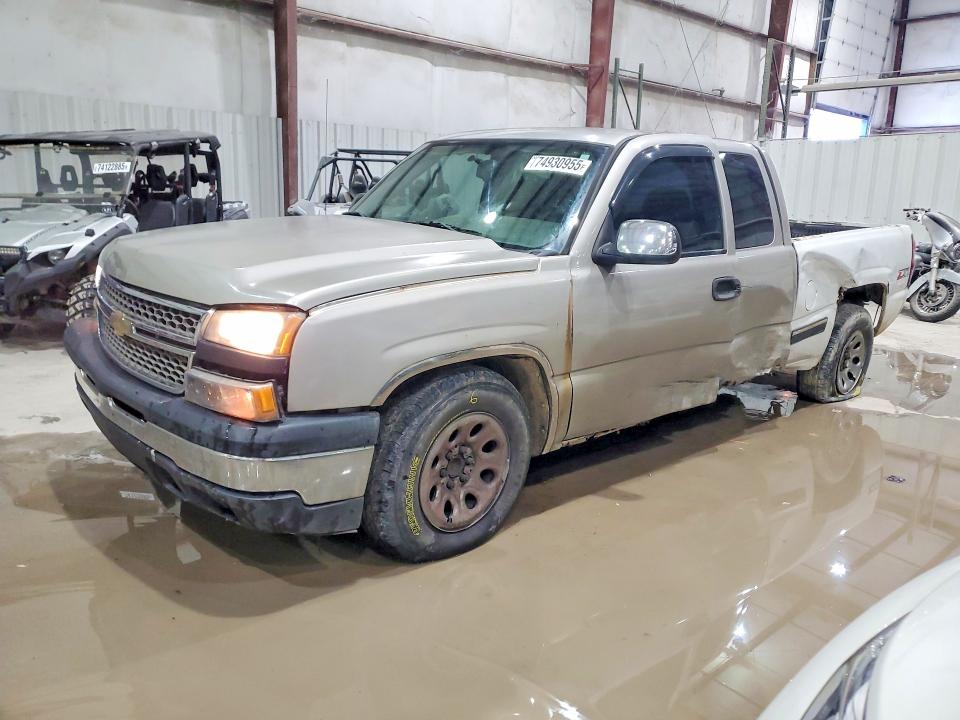 CHEVROLET SILVERADO 2007 with VIN 2GCEC19V371107673 - Photo from auction