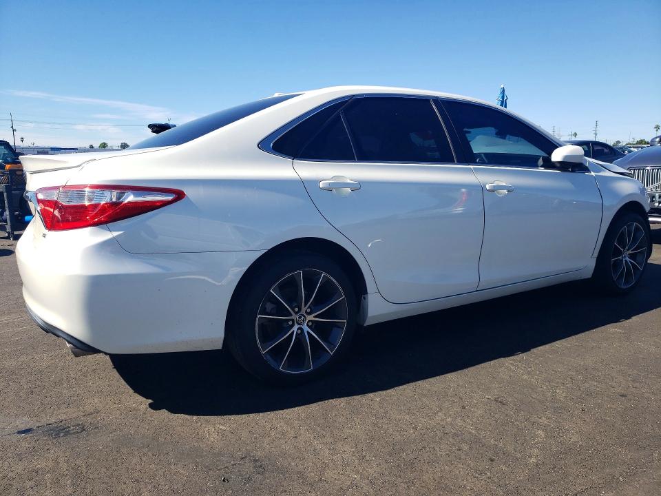 Photo 3 from auction – 2015 TOYOTA CAMRY with VIN 4T1BF1FK1FU097521