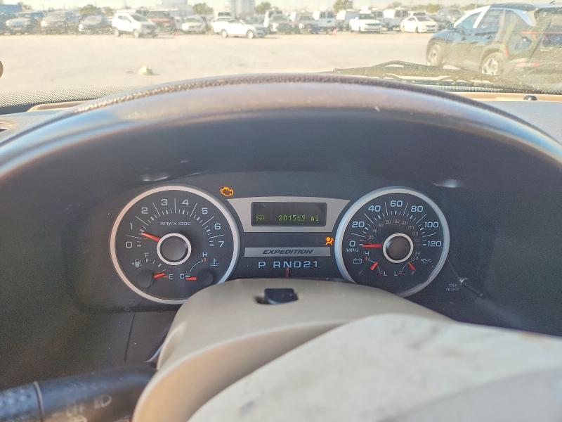 Photo 9 from auction – 2006 FORD EXPEDITION with VIN 1FMPU17556LA94308