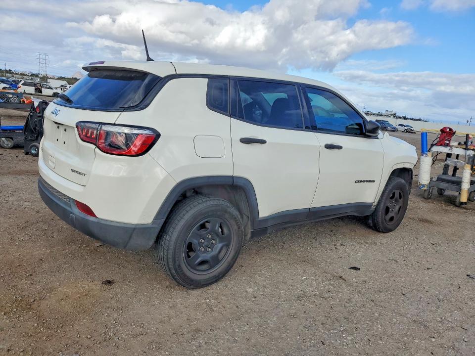 Photo 3 from auction – 2018 JEEP COMPASS with VIN 3C4NJDABXJT131127