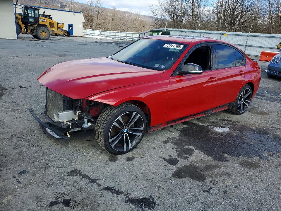 BMW 330 2018 with VIN WBA8D9G55JNU68028 - Photo from auction