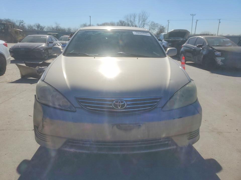 Photo 5 from auction – 2005 TOYOTA CAMRY LE with VIN 4T1BE32K55U995445