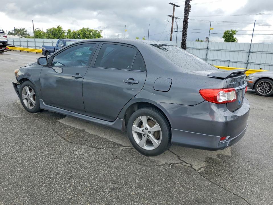 Photo 2 from auction – 2013 TOYOTA COROLLA with VIN 5YFBU4EE7DP221759