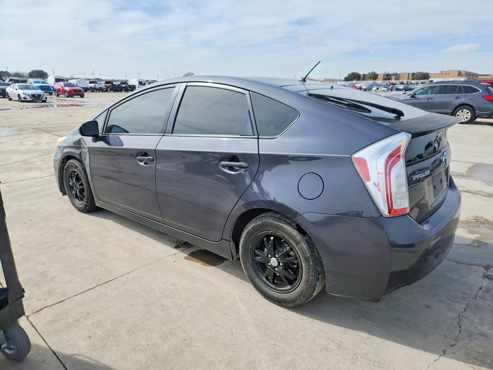 Photo 2 from auction – 2012 TOYOTA PRIUS with VIN JTDKN3DU7C5446971