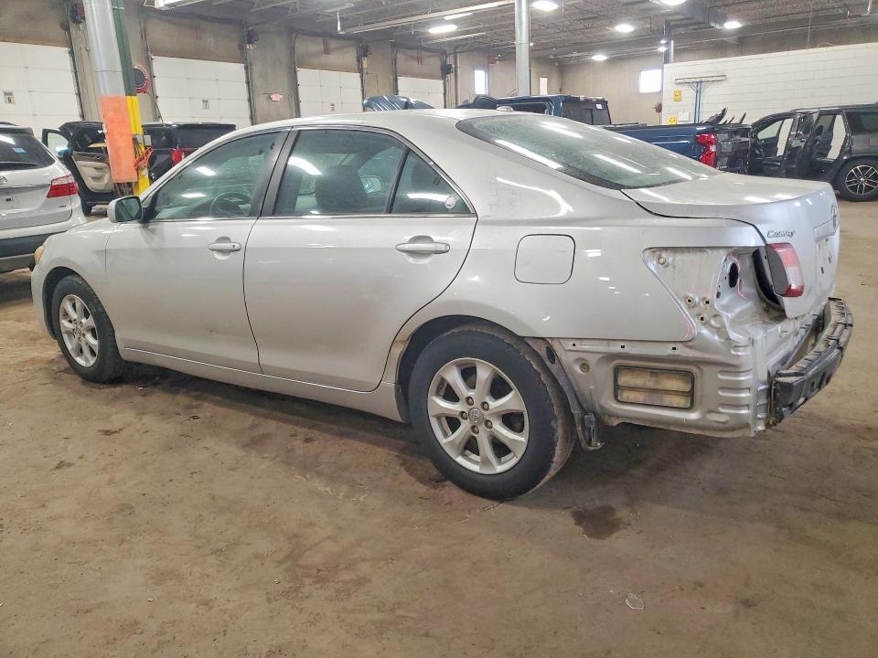 Photo 2 from auction – 2011 TOYOTA CAMRY BASE with VIN 4T1BF3EK6BU693313