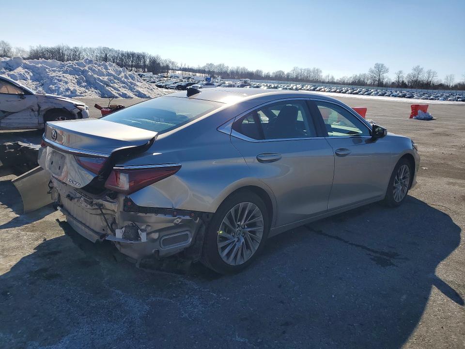 Photo 3 from auction – 2019 LEXUS ES 350 with VIN 58ABZ1B16KU007609