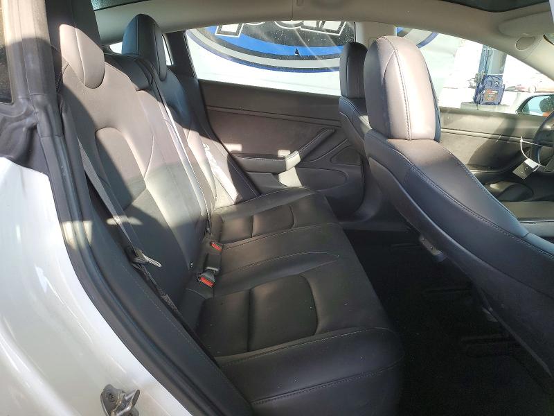 Photo 10 from auction – 2018 TESLA MODEL 3 with VIN 5YJ3E1EA5JF062941