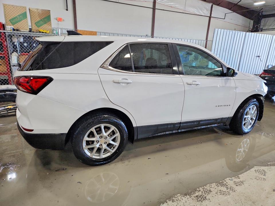 Photo 3 from auction – 2022 CHEVROLET EQUINOX with VIN 3GNAXKEVXNL280074