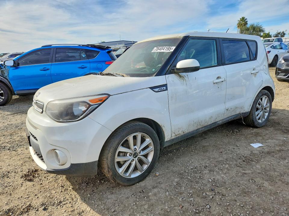 KIA SOUL 2018 with VIN KNDJP3A50J7900143 - Photo from auction