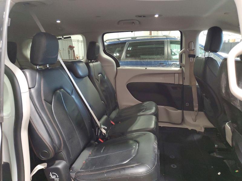 Photo 11 from auction – 2019 CHRYSLER PACIFICA with VIN 2C4RC1BG0KR721183