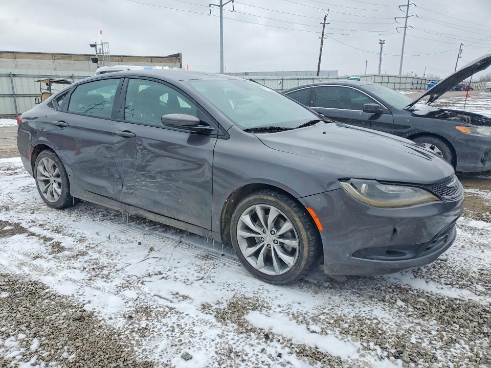 Photo 4 from auction – 2016 CHRYSLER 200 with VIN 1C3CCCBB9GN142711