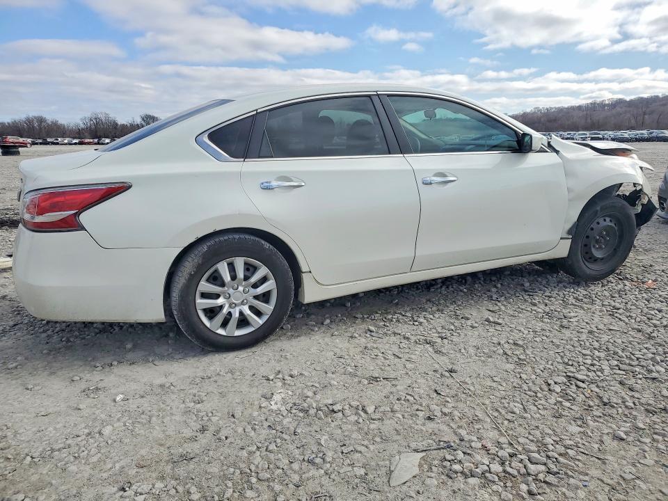 Photo 3 from auction – 2014 NISS ALTIMA with VIN 1N4AL3AP9EN385325