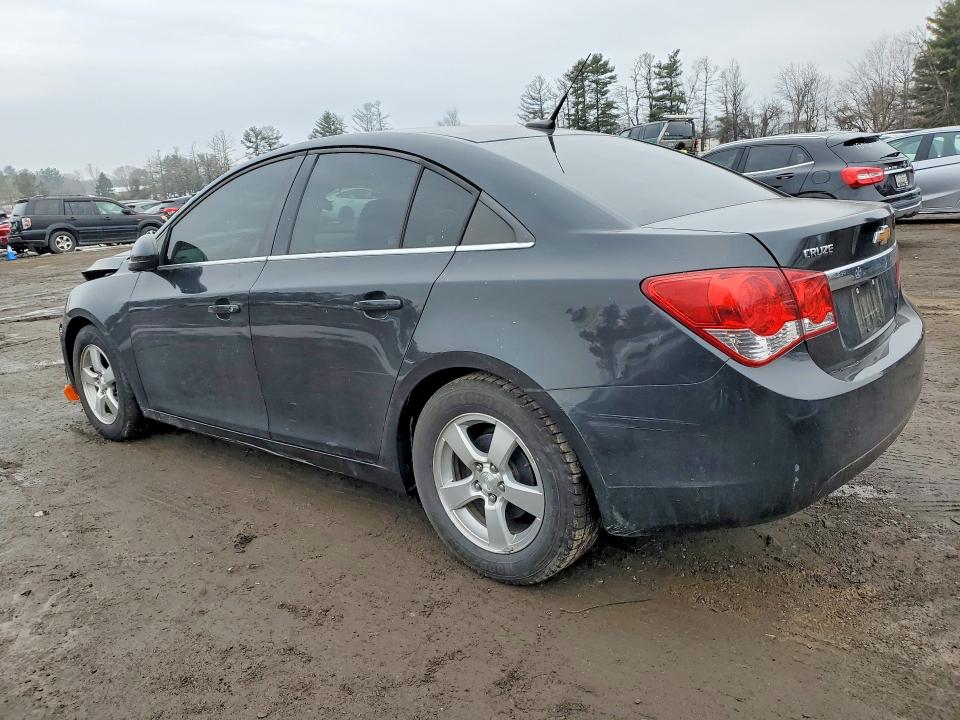 Photo 2 from auction – 2013 CHEVROLET CRUZE with VIN 1G1PD5SB5D7267882