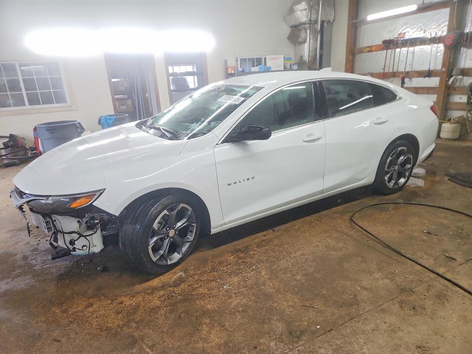 CHEVROLET MALIBU LT 2022 with VIN 1G1ZD5ST2NF197461 - Photo from auction