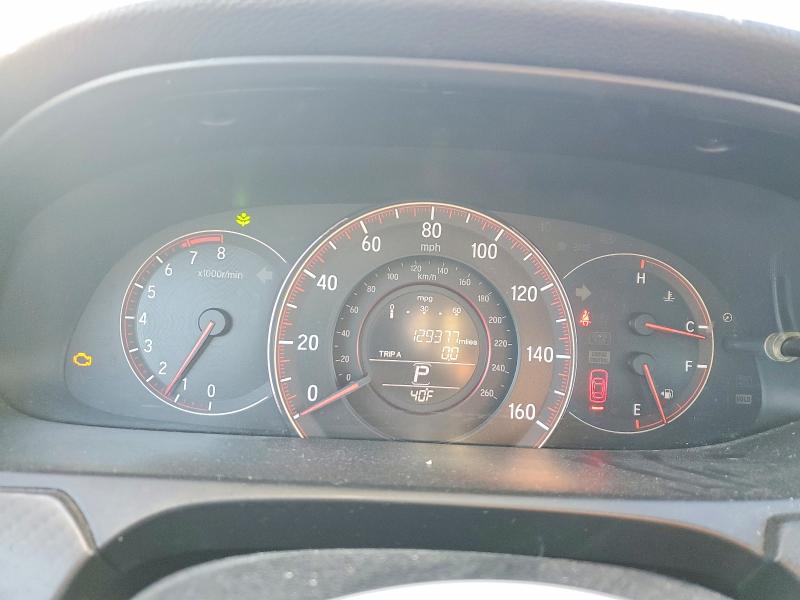 Photo 9 from auction – 2016 HONDA ACCORD with VIN 1HGCR2F52GA043374