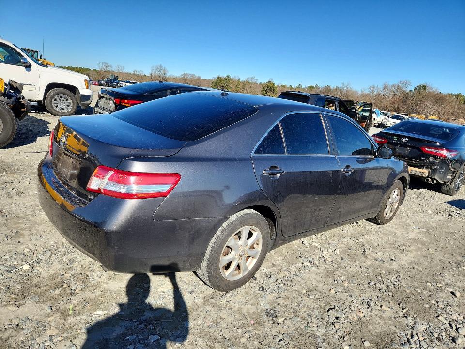 Photo 3 from auction – 2010 TOYOTA CAMRY with VIN 4T4BF3EK3AR084359