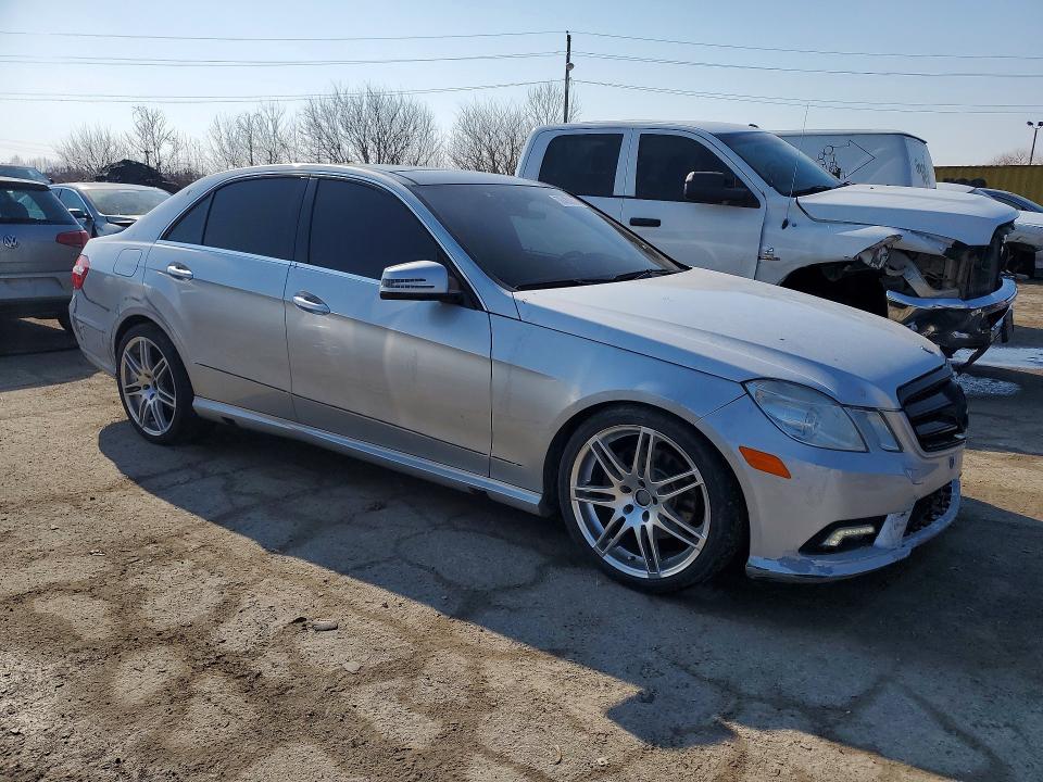 Photo 4 from auction – 2011 MERCEDES-BENZ E 350 BLUE with VIN WDDHF2EB3BA288929