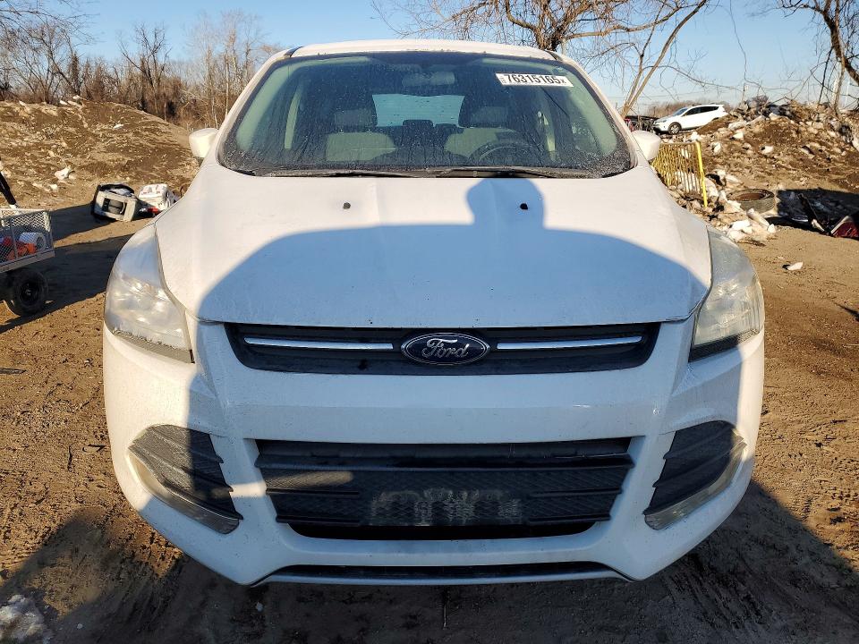 Фото 5 с аукциона – 2016 FORD ESCAPE SE с VIN 1FMCU9GX8GUA89338