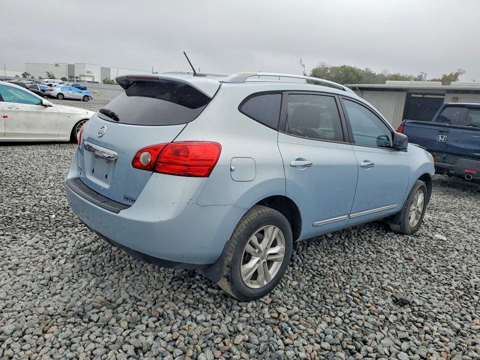 Photo 3 from auction – 2015 NISSAN ROGUE SELECT with VIN JN8AS5MT7FW156756
