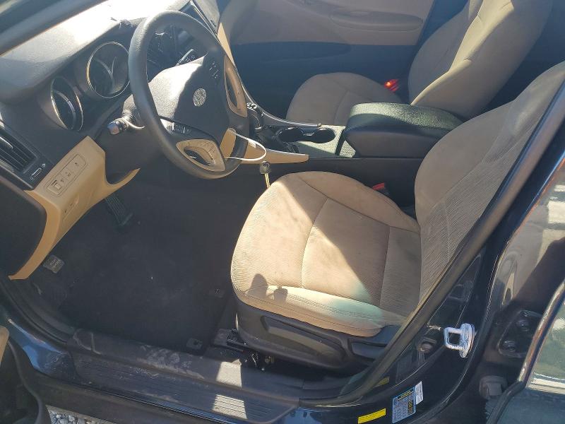 Photo 7 from auction – 2012 HYUNDAI SONATA with VIN 5NPEB4AC2CH340404