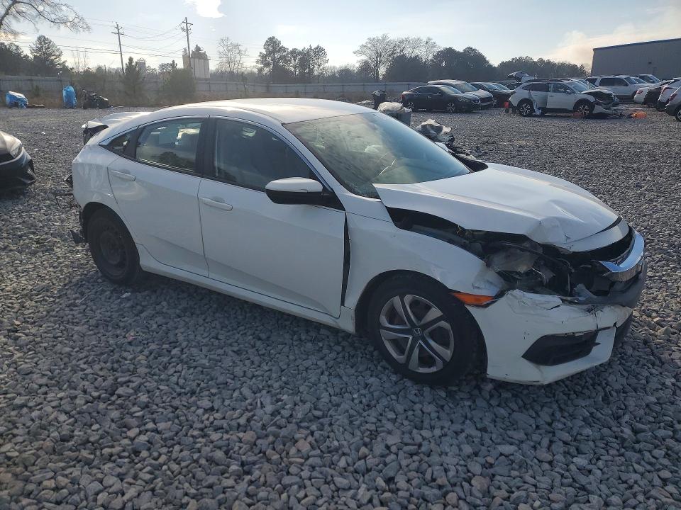 Photo 4 from auction – 2018 HONDA CIVIC LX with VIN 2HGFC2F53JH518666