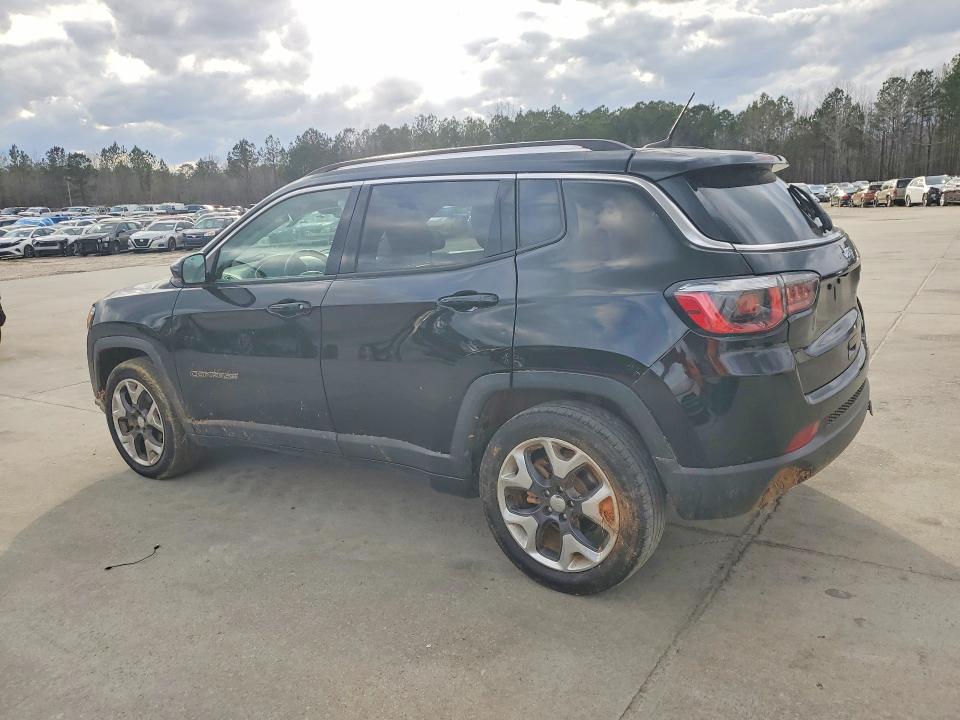 Photo 2 from auction – 2018 JEEP COMPASS with VIN 3C4NJCCB6JT330764