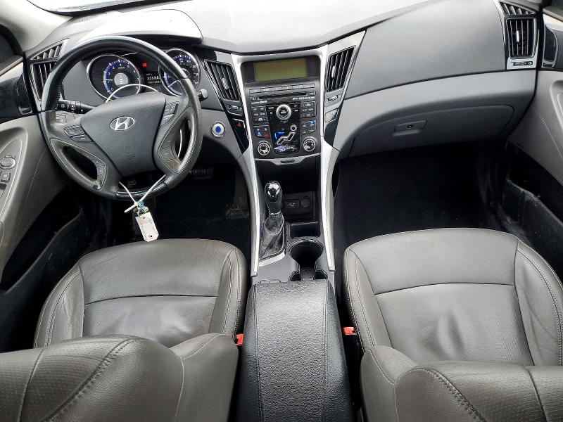 Photo 8 from auction – 2011 HYUNDAI SONATA SE with VIN 5NPEC4AC5BH018335