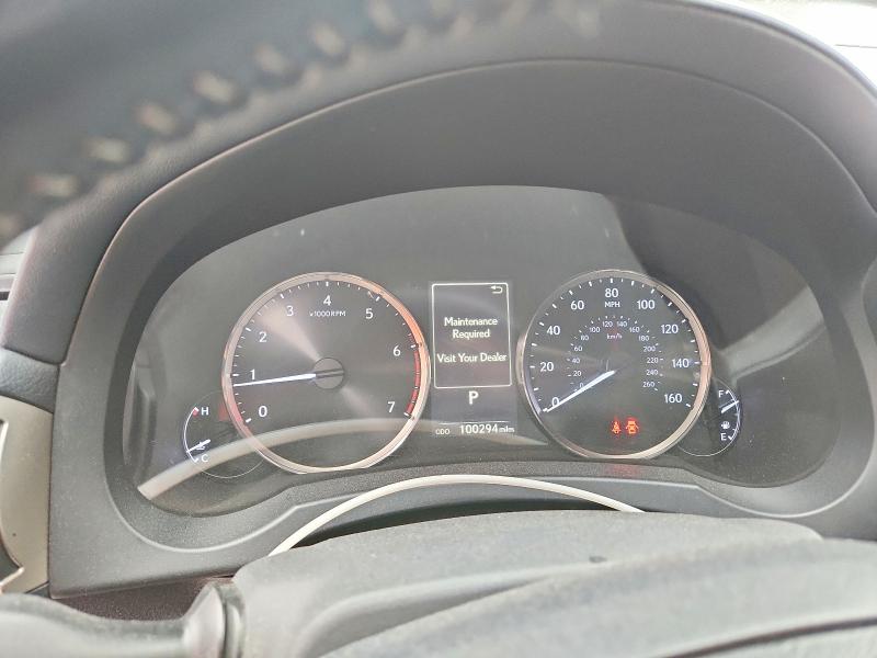 Photo 9 from auction – 2017 LEXUS IS with VIN JTHBA1D23H5049701