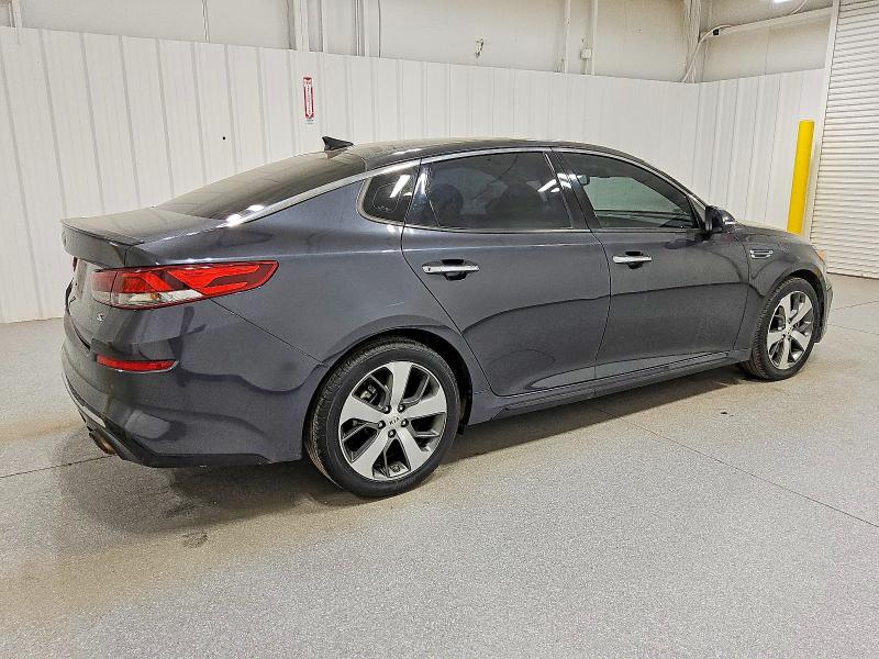Photo 3 from auction – 2019 KIA OPTIMA with VIN 5XXGT4L36KG315406