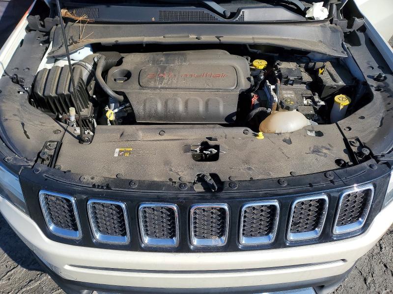 Photo 12 from auction – 2017 JEEP COMPASS with VIN 3C4NJDCB2HT688587