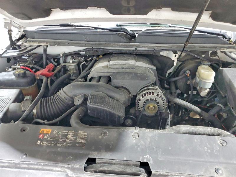 Photo 12 from auction – 2011 GMC YUKON with VIN 1GKS2CE05BR369789
