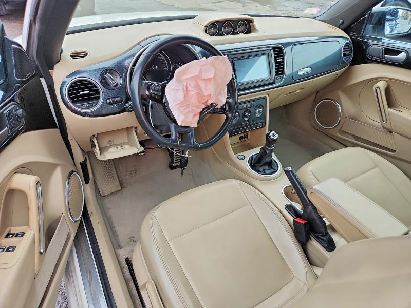 Photo 8 from auction – 2014 VOLKSWAGEN BEETLE TUR with VIN 3VW8S7ATXEM803687