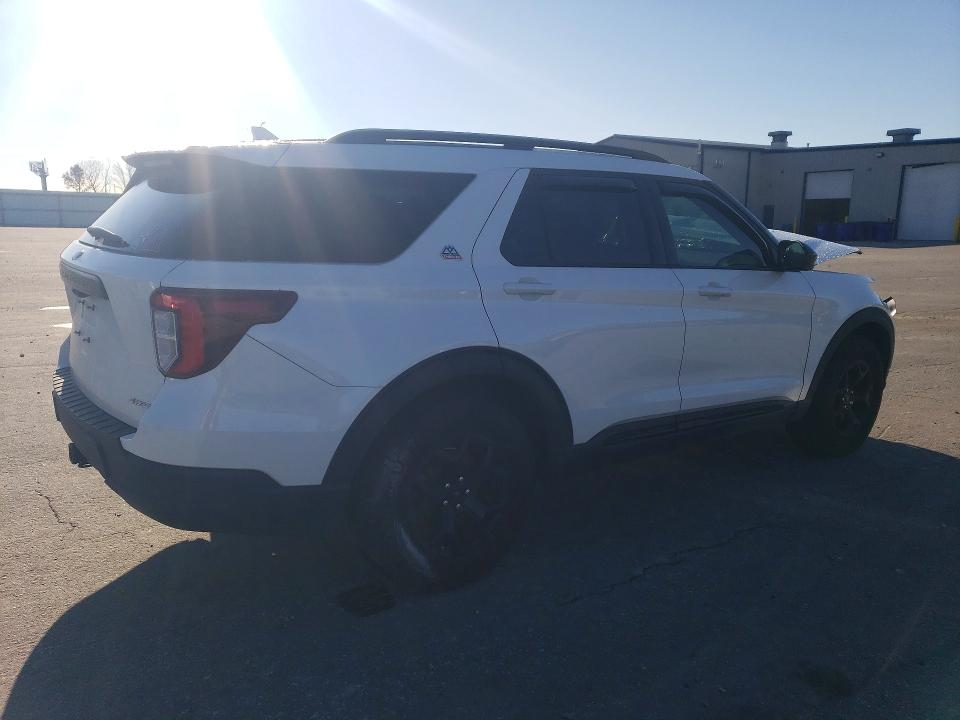 Photo 3 from auction – 2023 FORD EXPLORER with VIN 1FMSK8JH5PGA98302