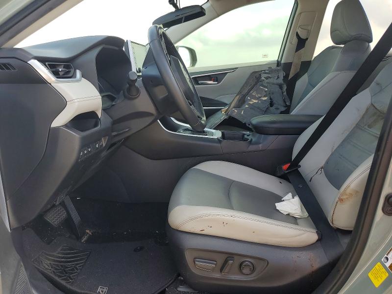 Photo 7 from auction – 2020 TOYOTA RAV4 with VIN JTMC1RFV7LD061022