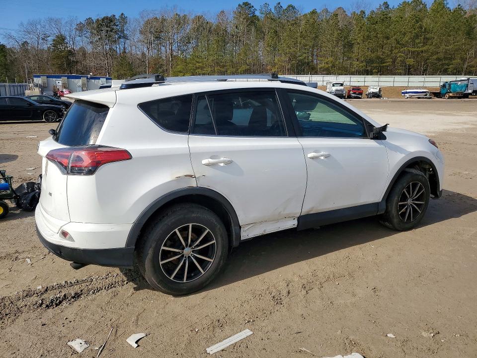 Photo 3 from auction – 2017 TOYOTA RAV4 with VIN 2T3ZFREV8HW383837